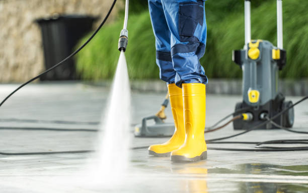 Best Commercial Pressure Washing  in Leonard, TX